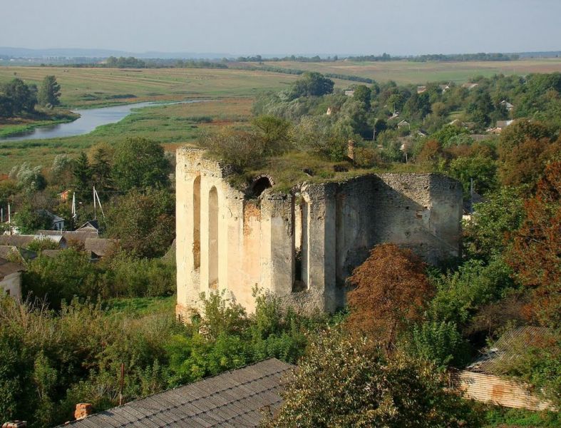 Руины Троицкого костела, Меджибож