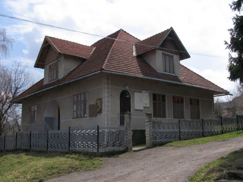 Літературно-меморіальний музей І. Федорака