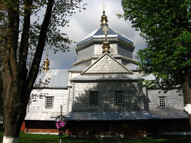 Trinity Church, Mykulychyn