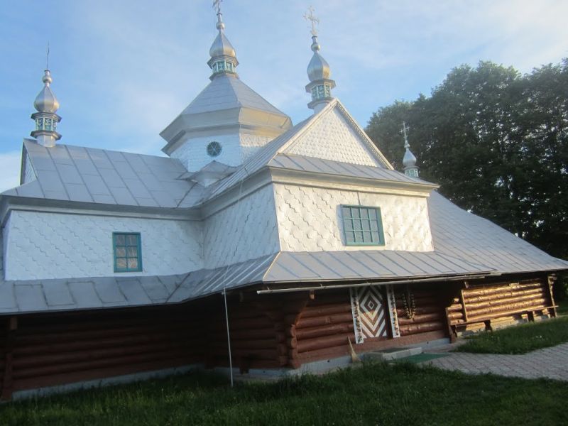 Ascension Church, Luce