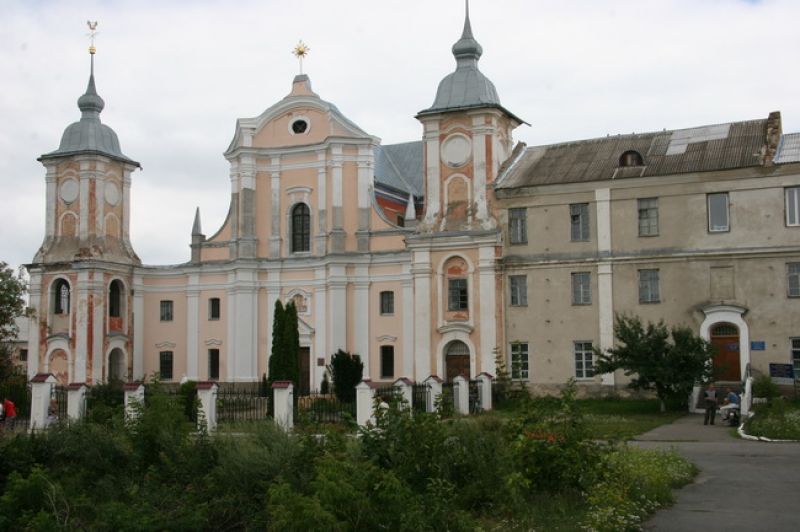 Костел Св. Анны, Полонное