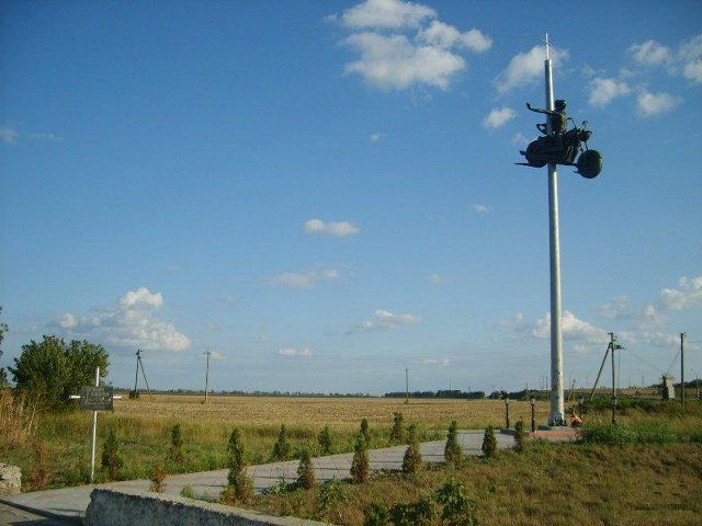 Monument to the dead bikers