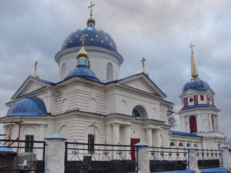 Церква Святого Миколая, Гостролуччя