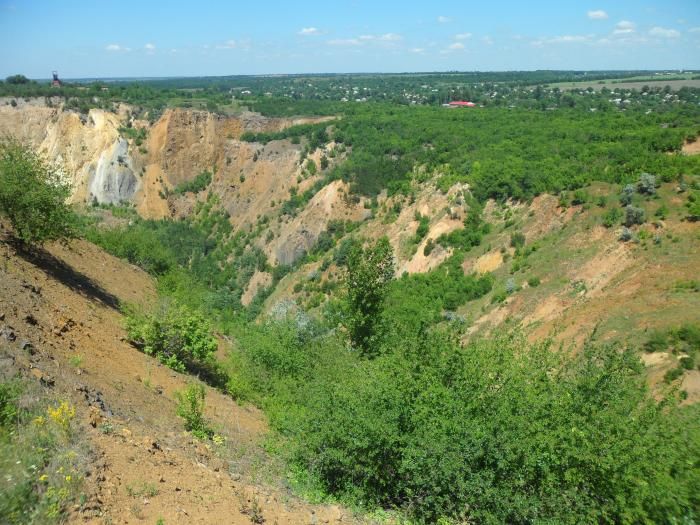 Железорудный карьер в Желтых Водах