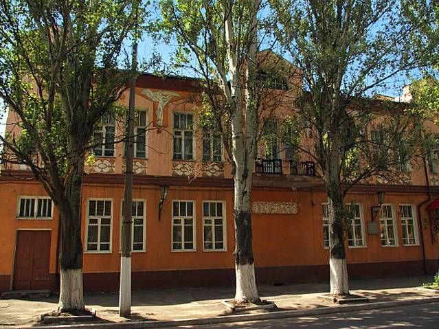 Artemovsky Museum of Local History