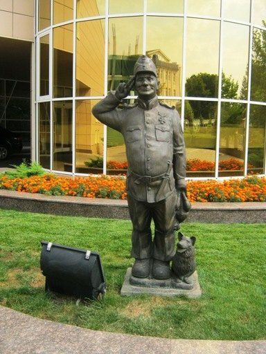 Monument to the brave soldier Svejk in Donetsk