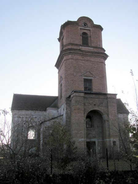 Church of Archangel Michael, Goluby