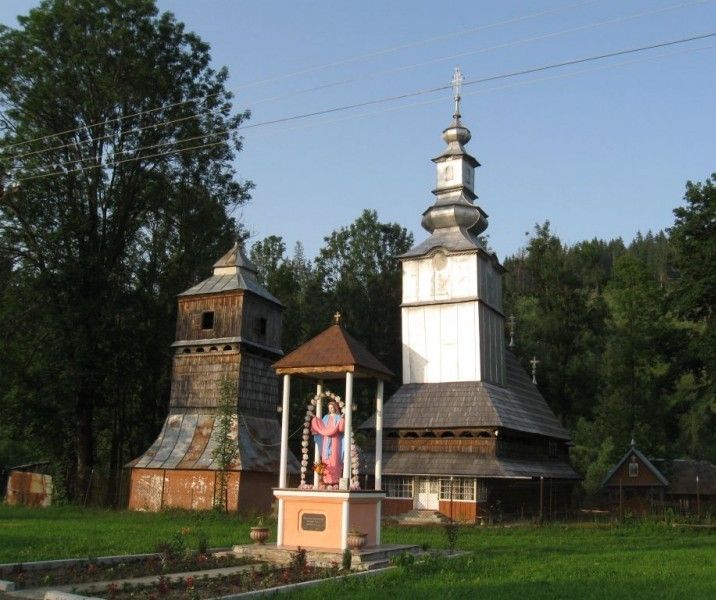 Николаевская церковь, Изки