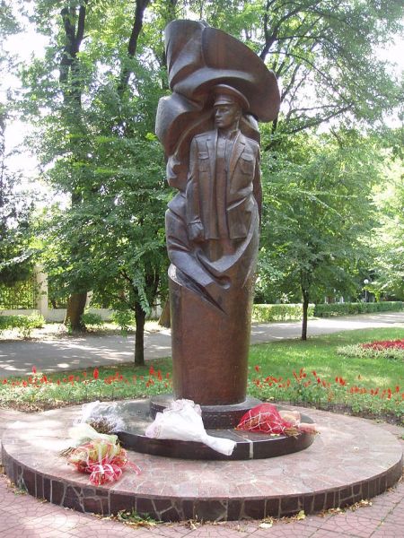 Monument to the dead policemen