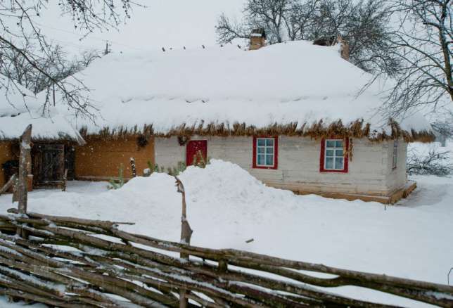  Cultural and Art Center Polesskaya Hata 