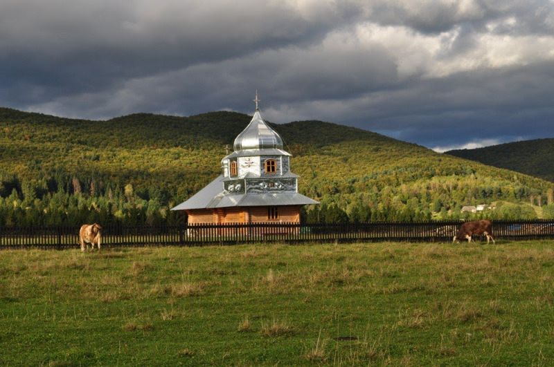 Вознесенська церква, Люча