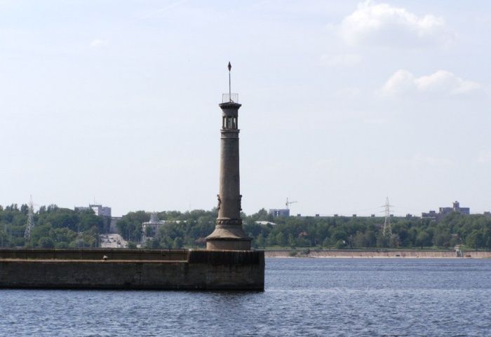 Lighthouse in the port, Zaporozhye