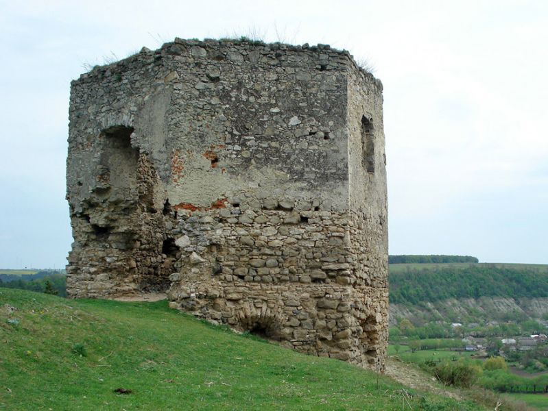 Руины замка, Высечка