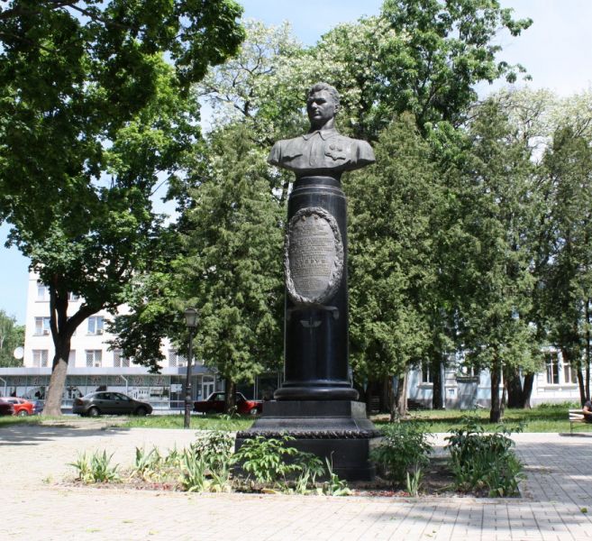 Bust of Stepan Pavlovich Suprun