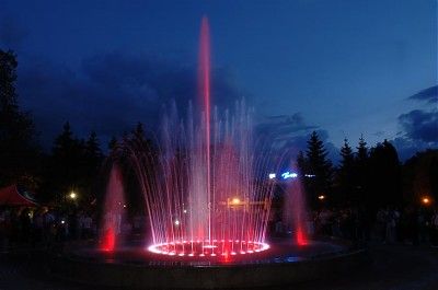 М узикальний фонтан, Миргород 