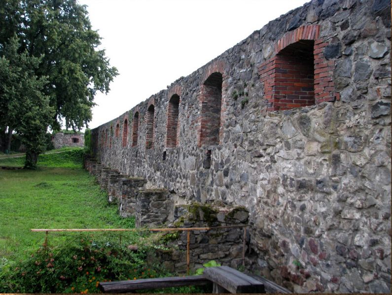  Uzhhorod Castle 