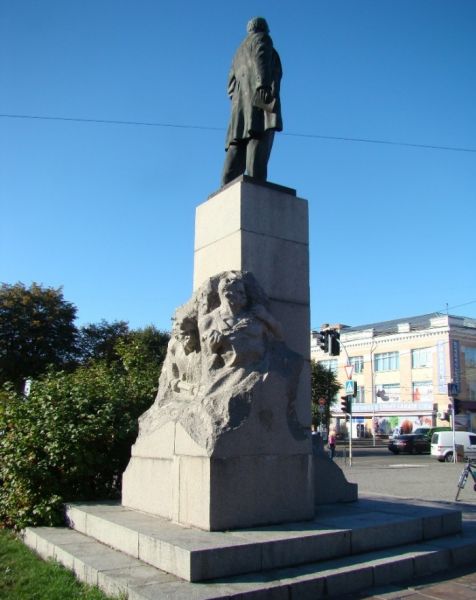 Monument to Taras Shevchenko, Cherkassy