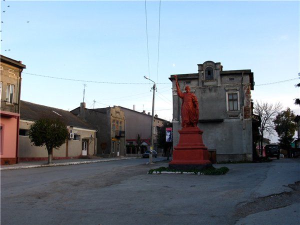 Monument to Bogdan Khmelnitsky, Skala-Podolskaya