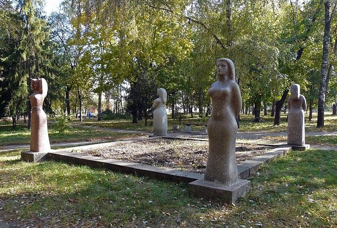 The Fountain of the Seasons, Chutovo