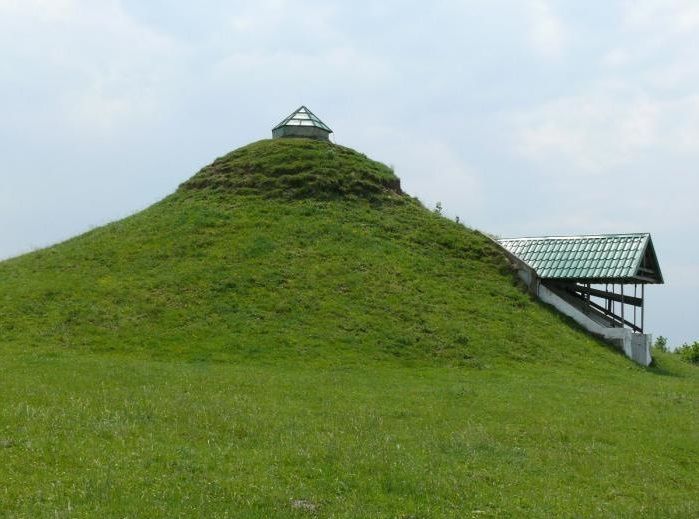 Курган Галичина могила, Крылос