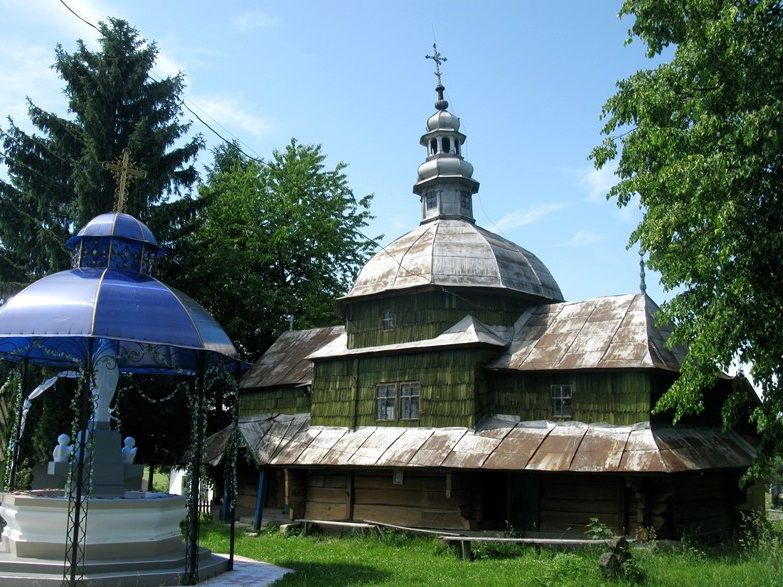 Церковь Петра и Павла, Урмань