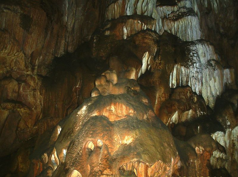 Скельская сталактитова печера