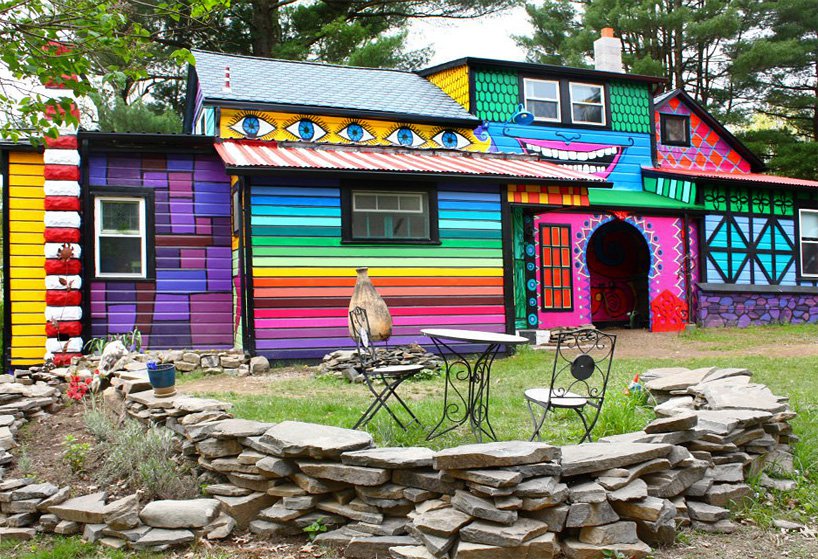 Psychedelic House in New York State