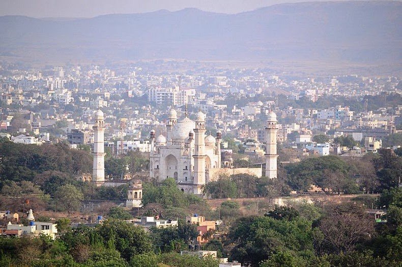 Bibi-Ka-Makbara is another Taj Mahal