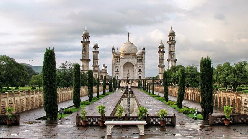 Bibi-Ka-Makbar is another Taj Mahal