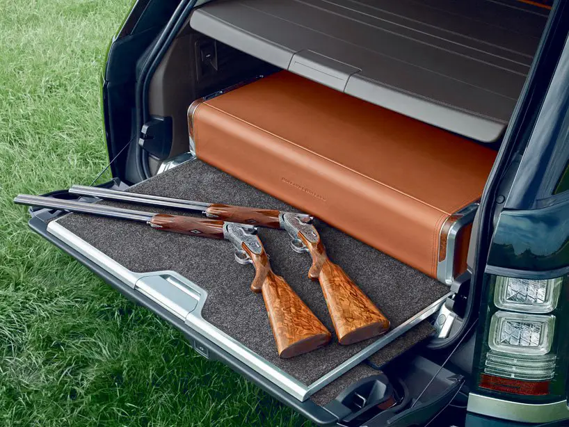 Самый дорогой внедорожник Holland & Holland Range Rover
