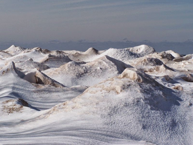 Ice volcanoes of the Great Lakes