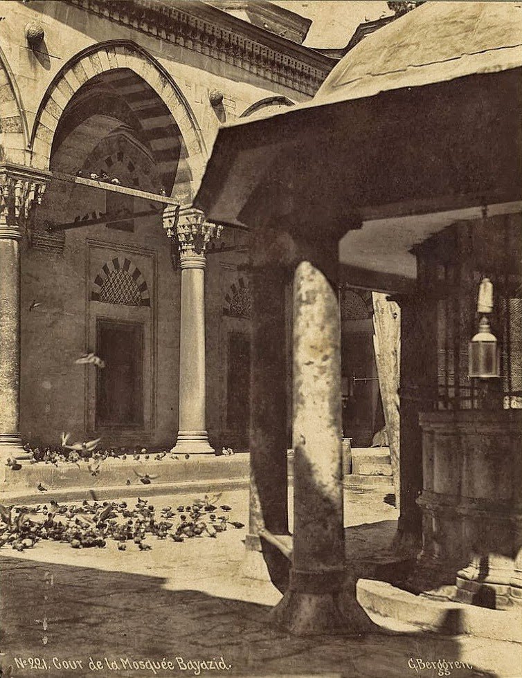 Journey through Istanbul of the XIX century