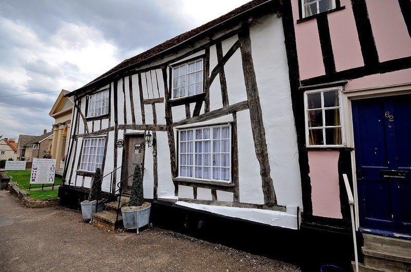 Curves of the House of Lavenhem