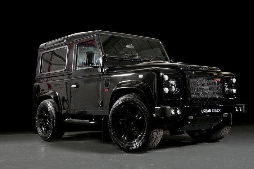 Land Rover Defender Ultimate RS: спортивная мощь внедорожника