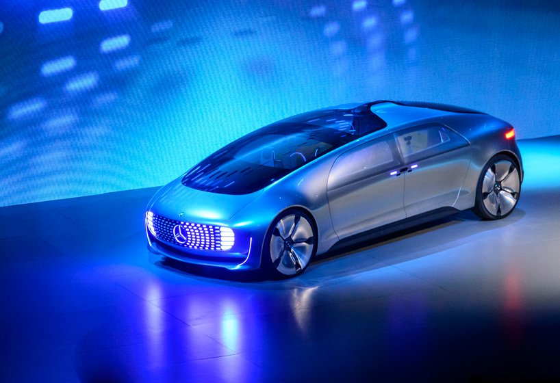 Mercedes-Benz F015 - самоуправляемый автомобиль будущего