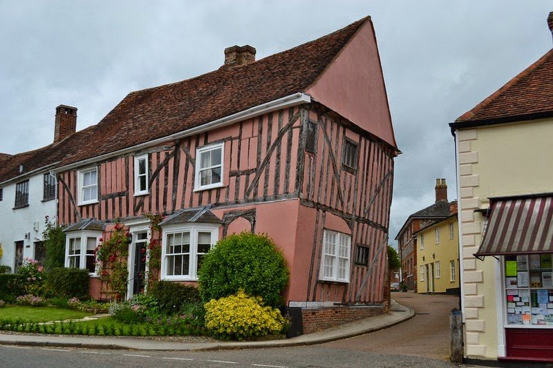 Curves of the House of Lavenham