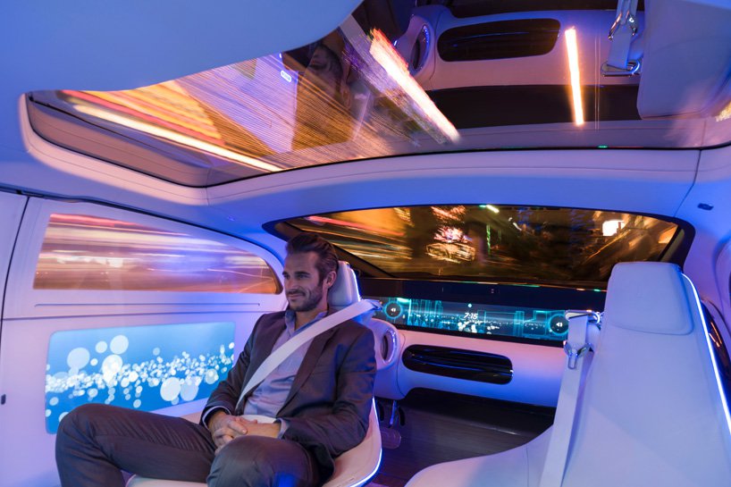 Mercedes-Benz F015 is a self-governing car of the future