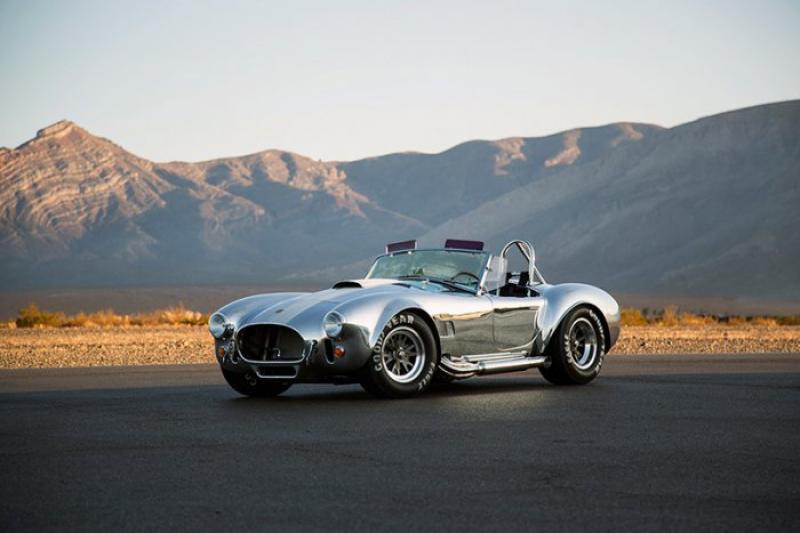 Shelby Cobra 427 - limited series of legendary car