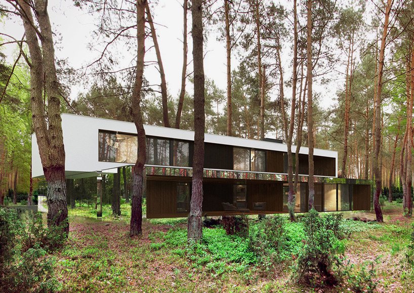 Floating mirror house