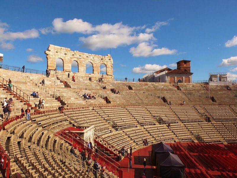 Ancient Roman amphitheatres that still function