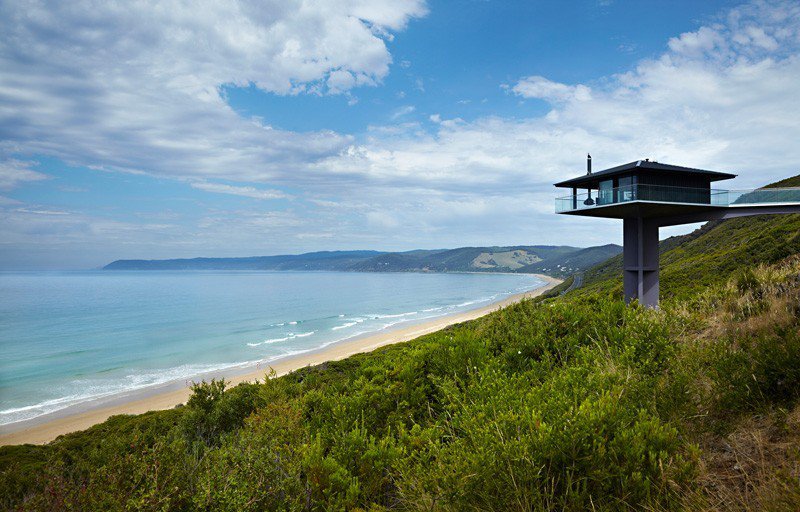 Pole House - Australian house on the pylon