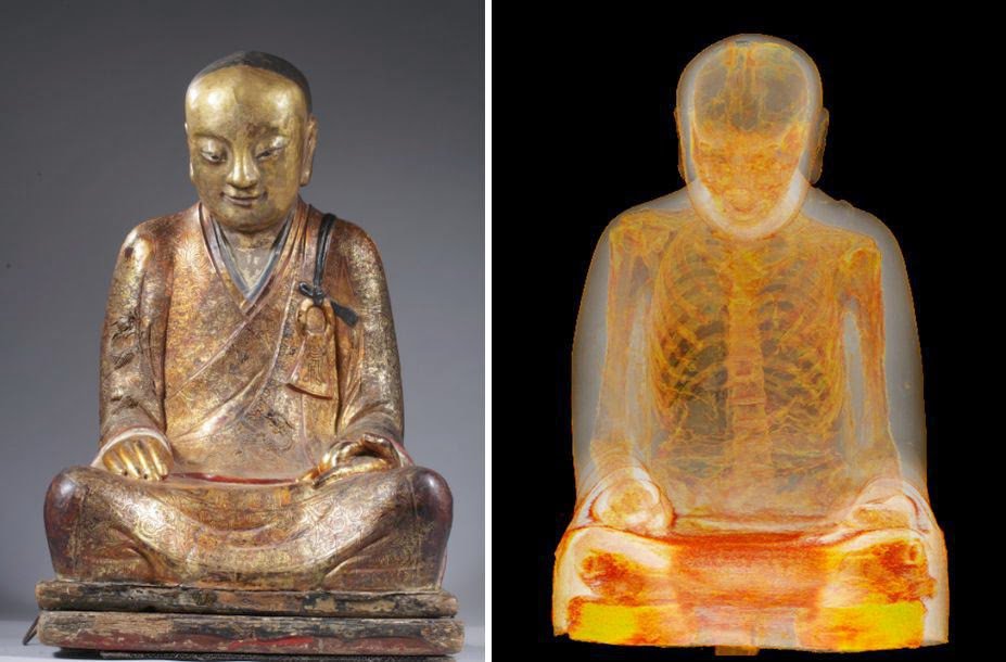 Монах внутри 1000-летней статуи Будды