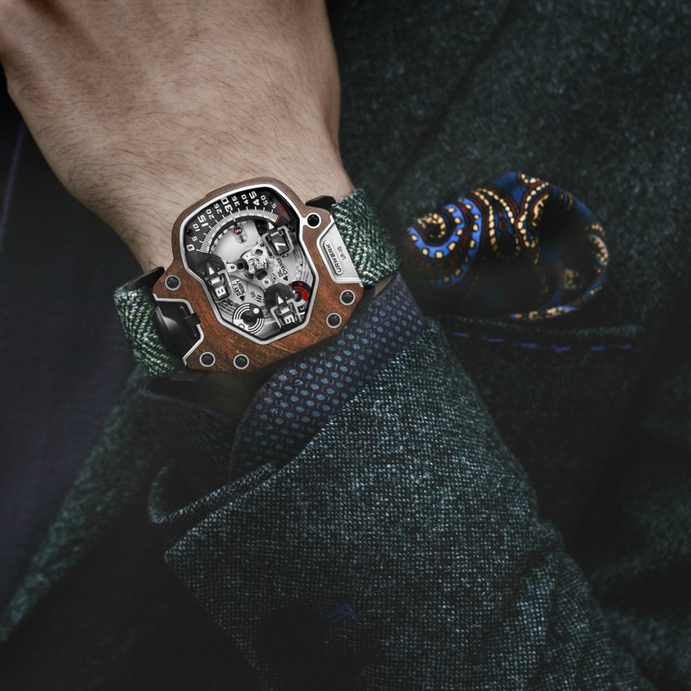 Urwerk UR-110 Eastwood: the neoclassic of the wristwatch of the future