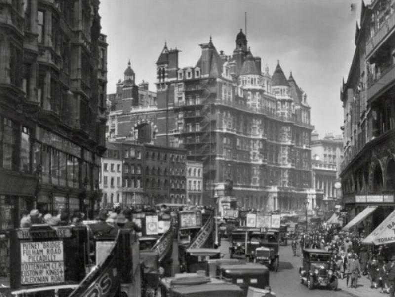 London at the Beginning of the 20th Century