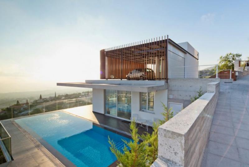 Three-level cantilever house in Cyprus