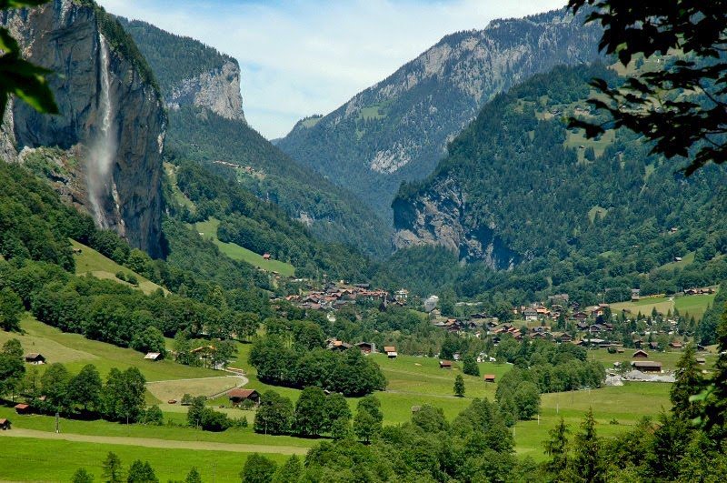 Lauterbrunnen - the valley of 72 waterfalls