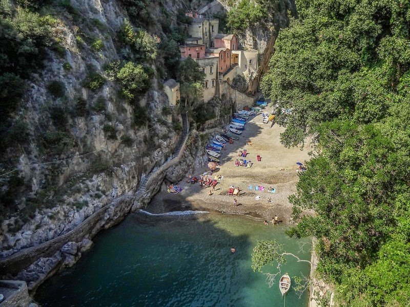 Furore is a non-existent village in Italy