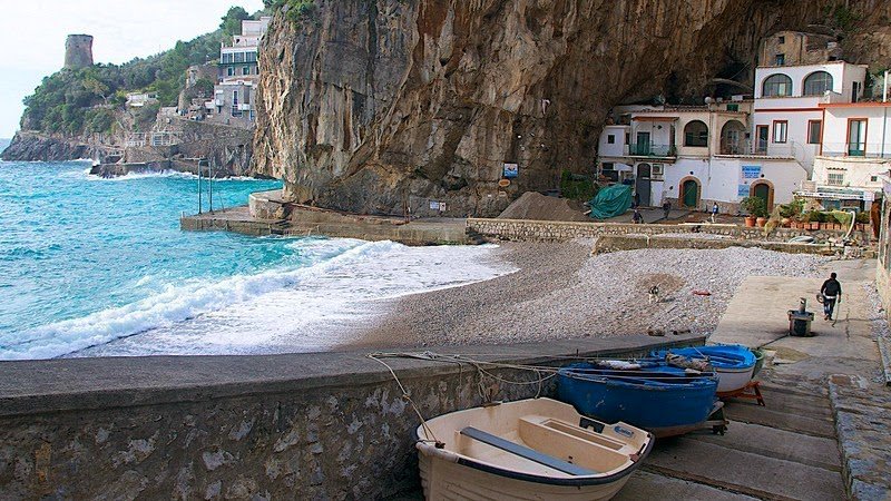 Furore is a non-existent village in Italy