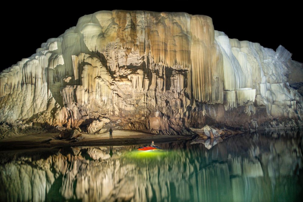 Incredible hidden cave Tem Hong in Laos