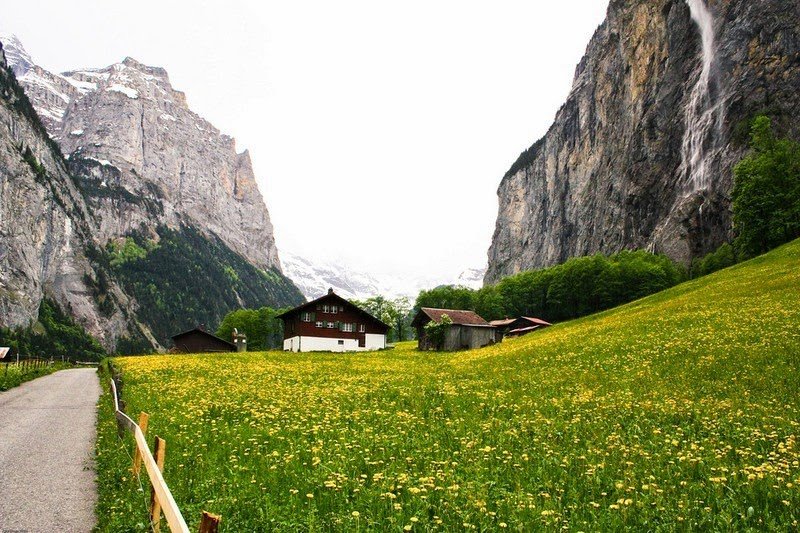 Lauterbrunnen - the valley of 72 waterfalls